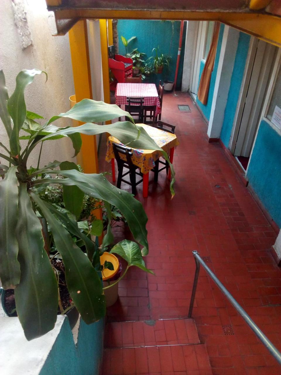 Hostal Casa Amarilla Cali Exteriör bild