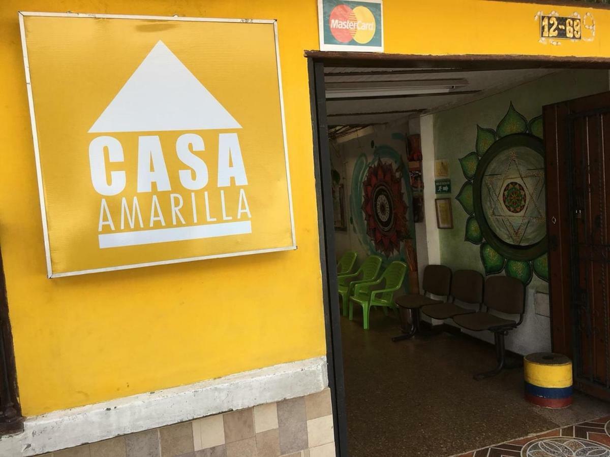 Hostal Casa Amarilla Cali Exteriör bild