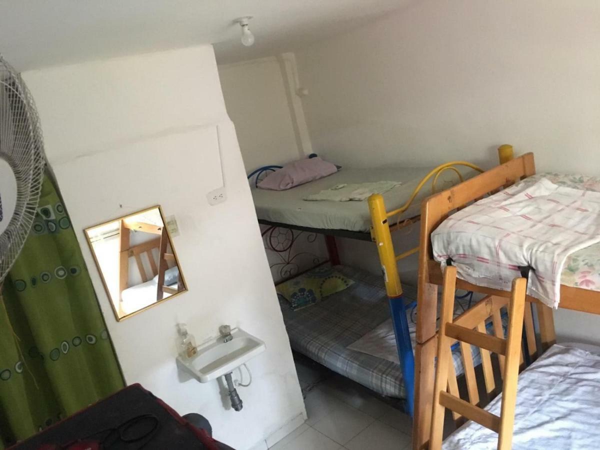 Hostal Casa Amarilla Cali Exteriör bild
