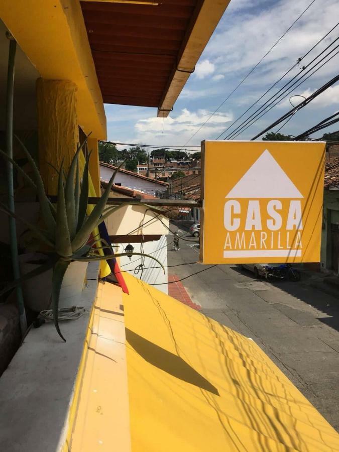 Hostal Casa Amarilla Cali Exteriör bild